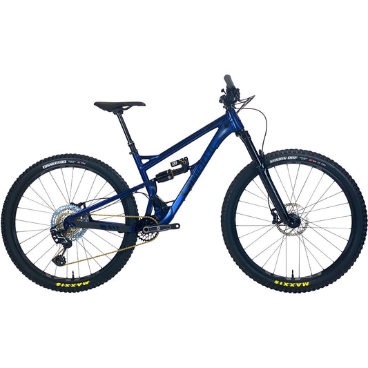 Canfield Tilt - Complete Bike